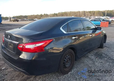 2016 Nissan Altima 2.5/2.5 S/2.5 Sl/2.5 Sr/2.5 Sv z USA, uszkodzony, nr VIN 1N4AL3AP0GN315831